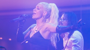 Alya performing in shopping center Maximus