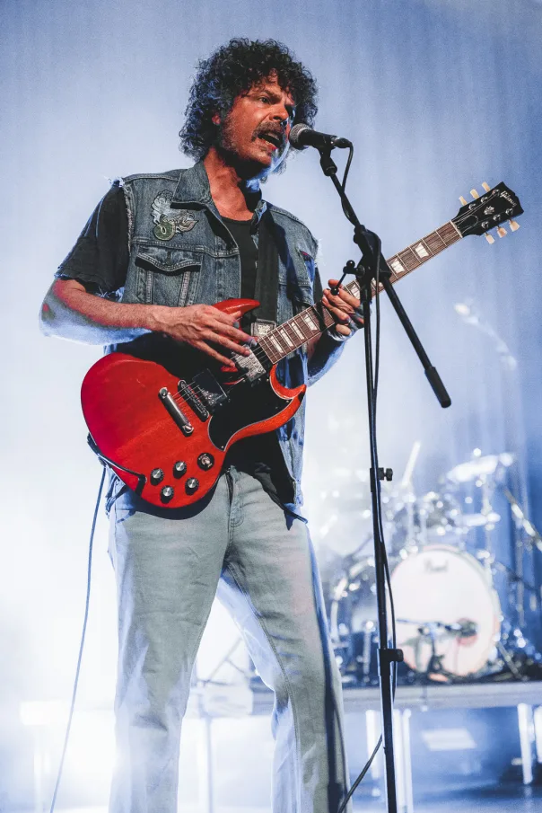 Wolfmother, photograph 4