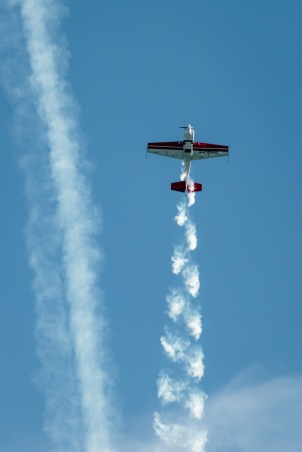 Pre-Hotairballoon championship took place in Murska Sobota with airplane stunt show on the first day.