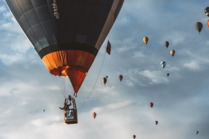 The largest aviation event in Slovenia was taking place between 16th and 23th September in Murska Sobota. More than 100 Hot Air Balloons were present in competition. 500+ more pics from this event can be found here.