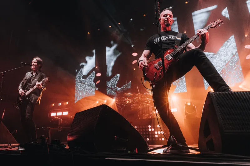 Alter Bridge, photograph 6