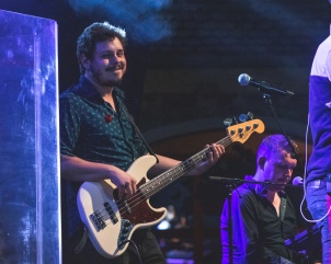 Luka Basi with his band performing at masion Rakičan.