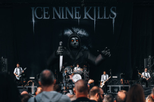 Racino Rocks in Vienna braces for the chaos of Ice Nine Kills! Prepare for flaming guitars, crowd surfers, and the electrifying energy of their live show captured through a photographer's lens.