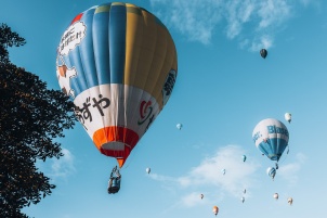 The largest aviation event in Slovenia was taking place between 16th and 23th September in Murska Sobota. More than 100 Hot Air Balloons were present in competition. 500+ more pics from this event can be found here.