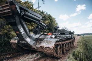 Slovenian Armed Forces are collaborating with 20 other NATO and PfP member states to provide Joint Terminal Attack Controller (JTAC) training with the support of air force.