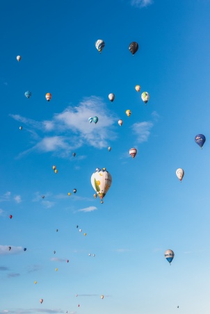 The largest aviation event in Slovenia was taking place between 16th and 23th September in Murska Sobota. More than 100 Hot Air Balloons were present in competition. 500+ more pics from this event can be found here.