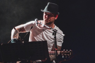 Acoustic evening with Tomi Meglič and Gušti