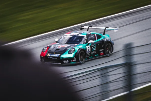 Porsche Mobil 1 Supercup - Austria, photograph 3