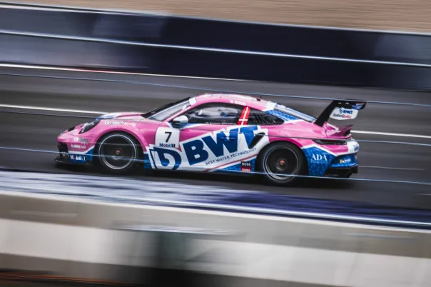 Porsche Mobil 1 Supercup - Austria, photograph 7