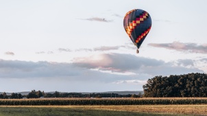 The largest aviation event in Slovenia was taking place between 16th and 23th September in Murska Sobota. More than 100 Hot Air Balloons were present in competition. 500+ more pics from this event can be found here.
