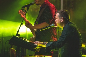 Luka Basi with his band performing at masion Rakičan.