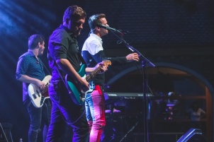 Luka Basi with his band performing at masion Rakičan.