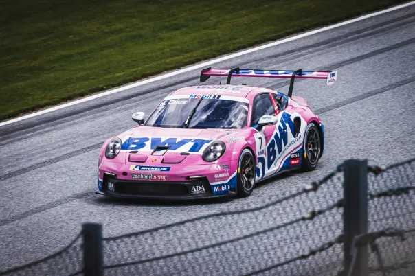 Porsche Mobil 1 Supercup - Austria, photograph 13